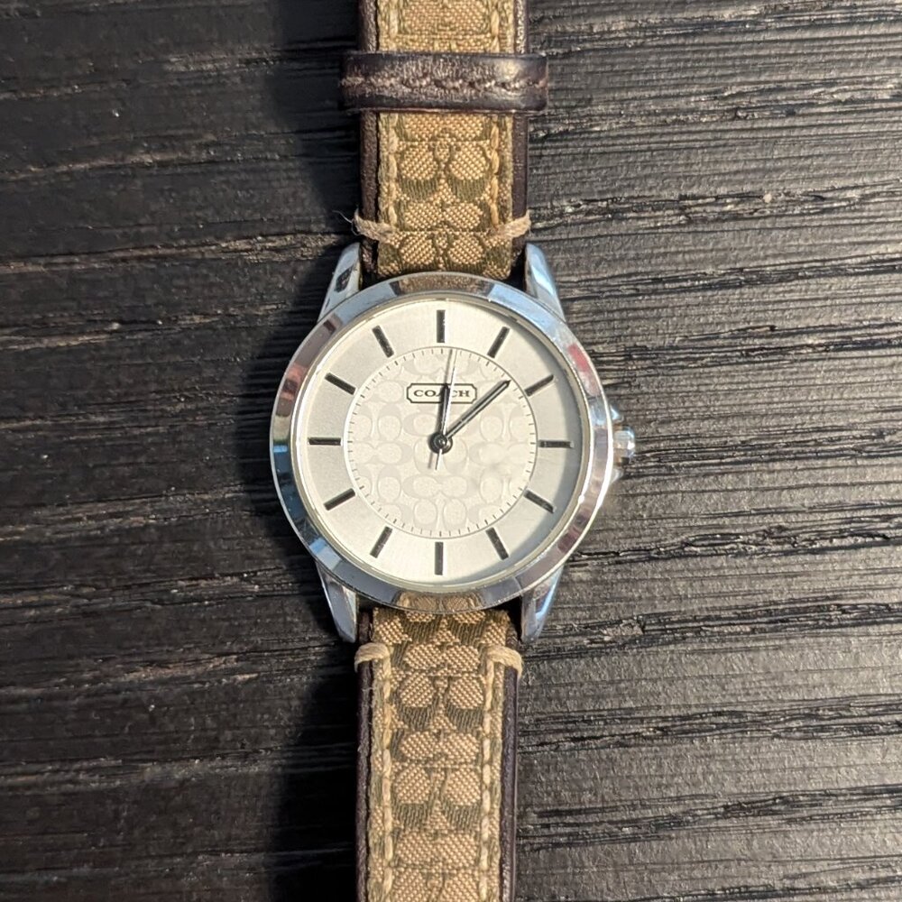 Ladies Coach Watch with Classic Signature Band & Face